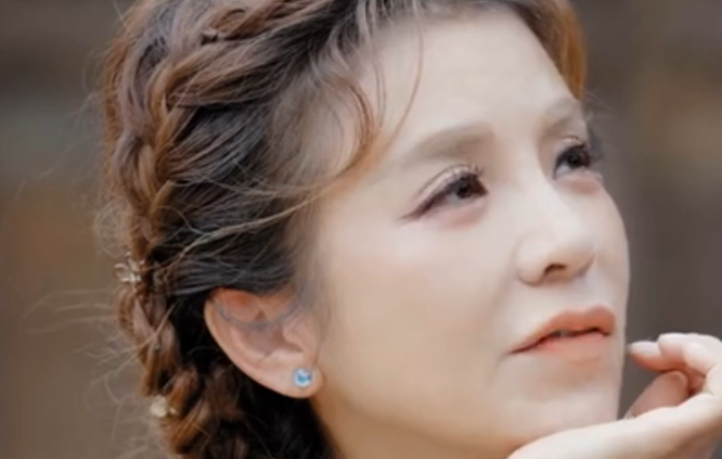 央视《色彩东方·墨蕴万象》探访瑞安|朱迅提问为何“反字”用老宋体 丁真表示需要补课