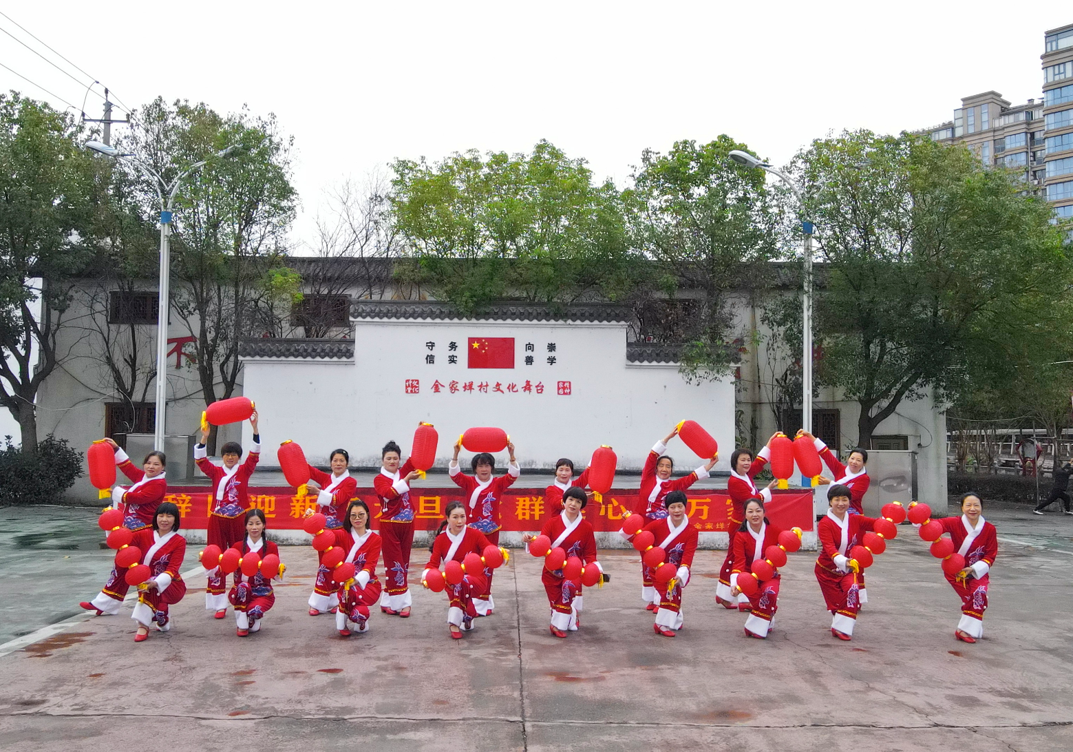 ԰�����ϡ���������