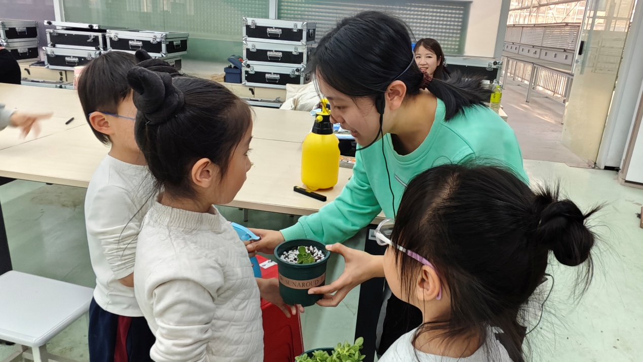 ������Ȥζ�࣡�¿�Ժǣ����Ь��Сѧ����ũҵ�Ƽ���ѧ֮��