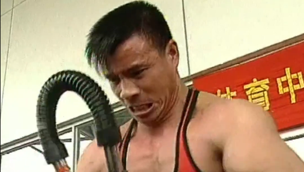 1999�꣬���ݵĴ���ʿ��������Сʱ����ѹ��768��