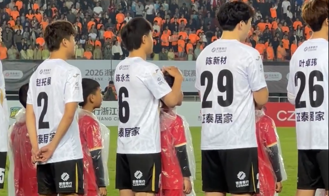 ���ݶӣ��뺰�������������������ʤ!