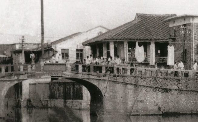 50��ǰ�ĺ���ͤ����ɽ�š�������ͷ