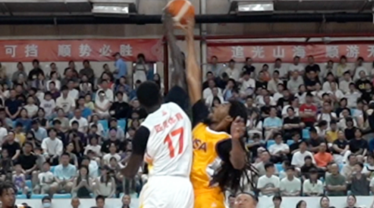 国际篮球赛在温州上演,现场球迷直呼太过瘾